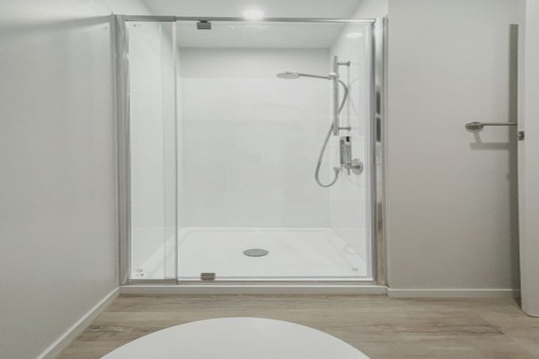 Photo of property in 45 Clifford Road, Johnsonville, Wellington, 6037