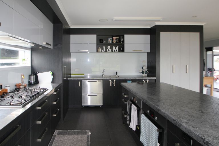 Photo of property in 69 T Y Duncan Road, Oamaru North, Oamaru, 9494