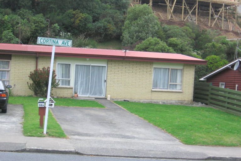 Photo of property in 38a Cortina Avenue, Johnsonville, Wellington, 6037