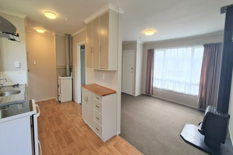 Photo of property in 98 Te Rangitautahanga Road, Turangi, 3334