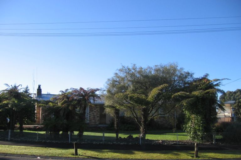 Photo of property in 10 Sundown Crescent, Melville, Hamilton, 3206