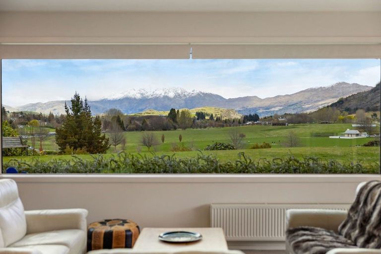 Photo of property in 4 Shaw Street, Arrowtown, 9302