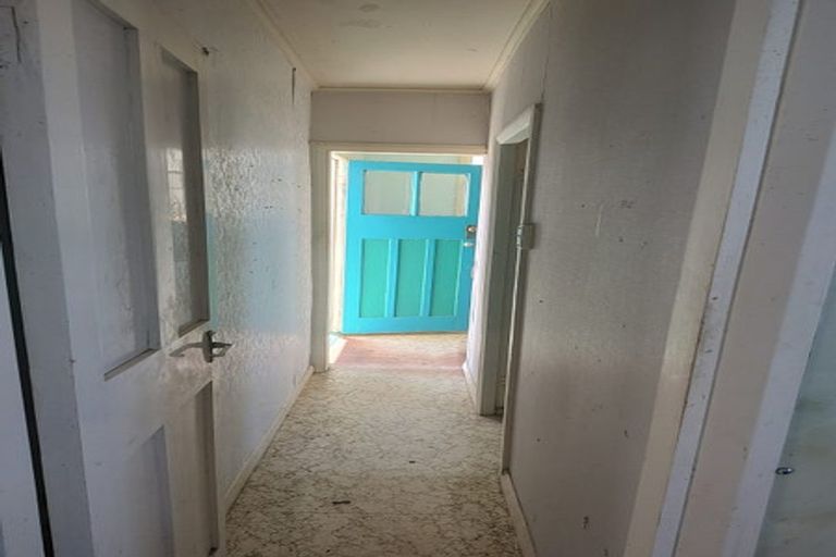 Photo of property in 19 Toi Street, Tawhero, Whanganui, 4501