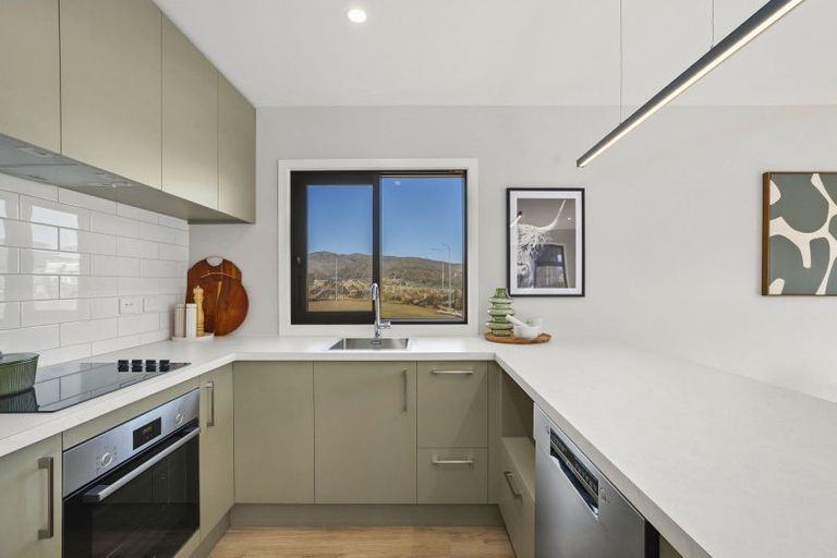 Photo of property in 1 Booth Drive, Cromwell, 9310