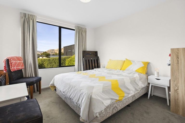 Photo of property in 51 Kirimoko Crescent, Wanaka, 9305