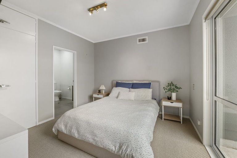 Photo of property in 12a Sycamore Grove, Lower Vogeltown, New Plymouth, 4310