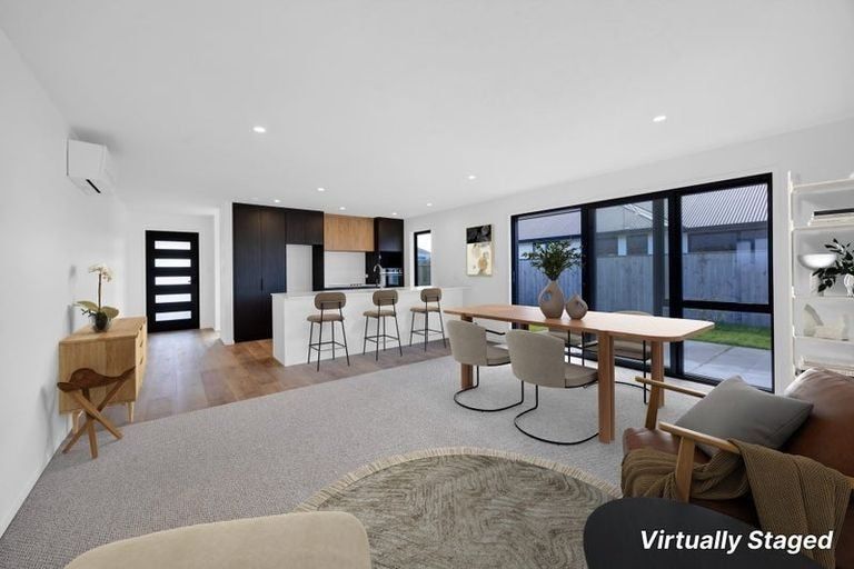 Photo of property in 72 Turuturu Road, Hawera, 4674