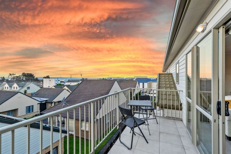 Photo of property in St Claire Village, 180/172 Mcleod Road, Te Atatu South, Auckland, 0610