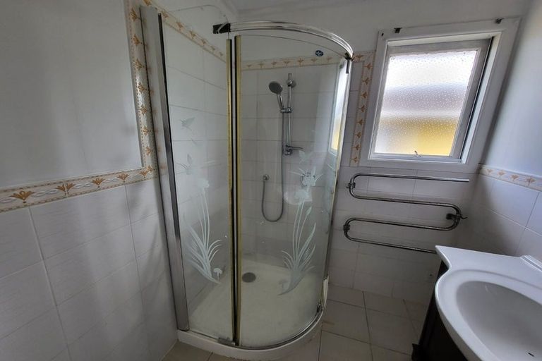 Photo of property in 37 Hokianga Street, Mangere East, Auckland, 2024