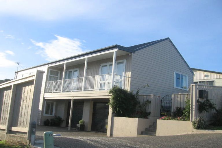 Photo of property in 49 Eskdale Road, Papakowhai, Porirua, 5024