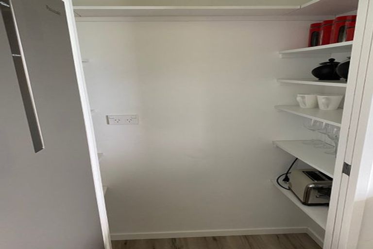 Photo of property in 23 Signallers Grove, Strathmore Park, Wellington, 6022