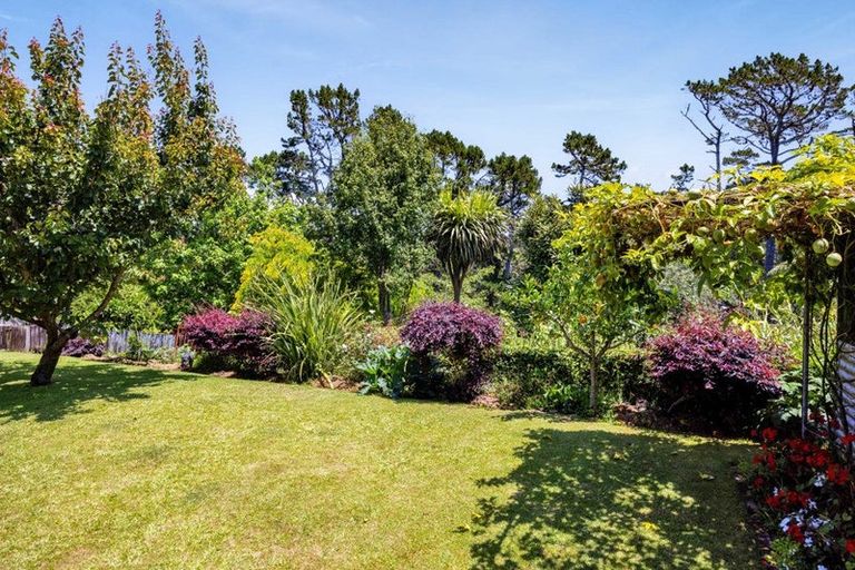 Photo of property in 30 Hobart Drive, Spotswood, New Plymouth, 4310