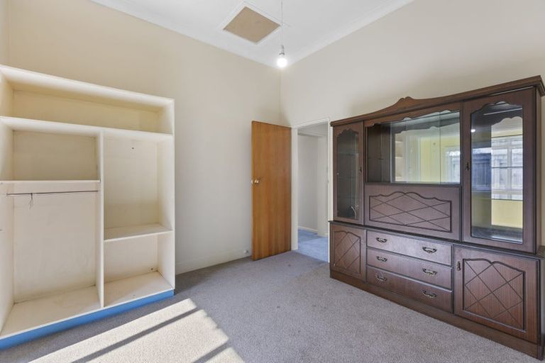 Photo of property in 32 Ngamotu Road, Moturoa, New Plymouth, 4310