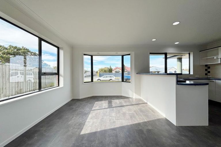 Photo of property in 12 Surfers Place, North New Brighton, Christchurch, 8083
