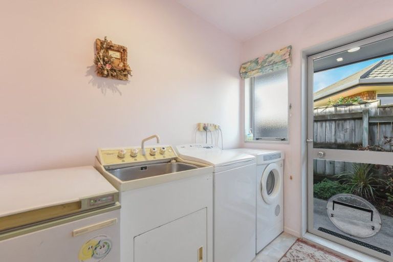 Photo of property in 19 Stead Crescent, Stoke, Nelson, 7011
