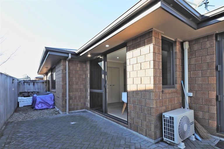 Photo of property in 31u1 Jones Crescent, Melville, Hamilton, 3206