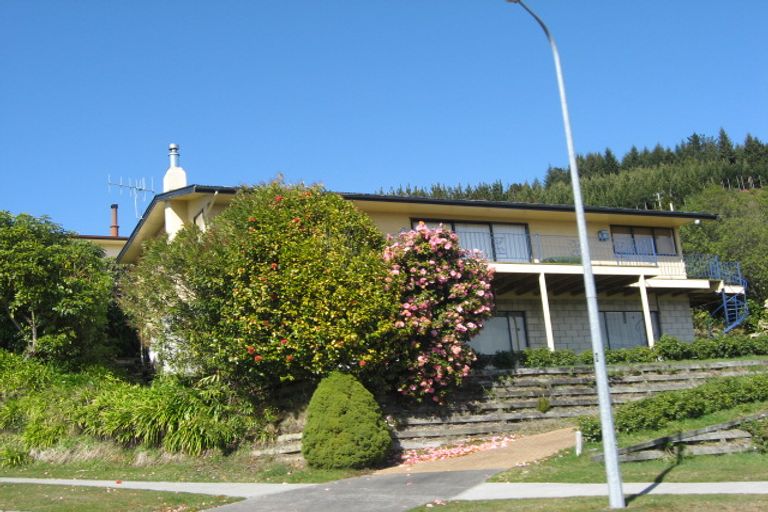Photo of property in 11 Rangimoana Avenue, Motuoapa, 3382
