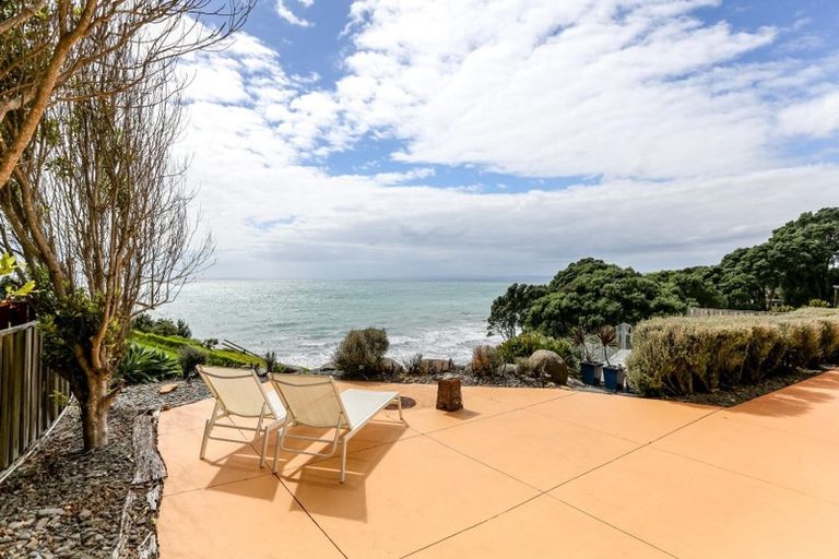 Photo of property in 23 Motukari Place, Onaero, Waitara, 4383