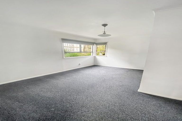 Photo of property in 448 Beach Road, Murrays Bay, Auckland, 0630