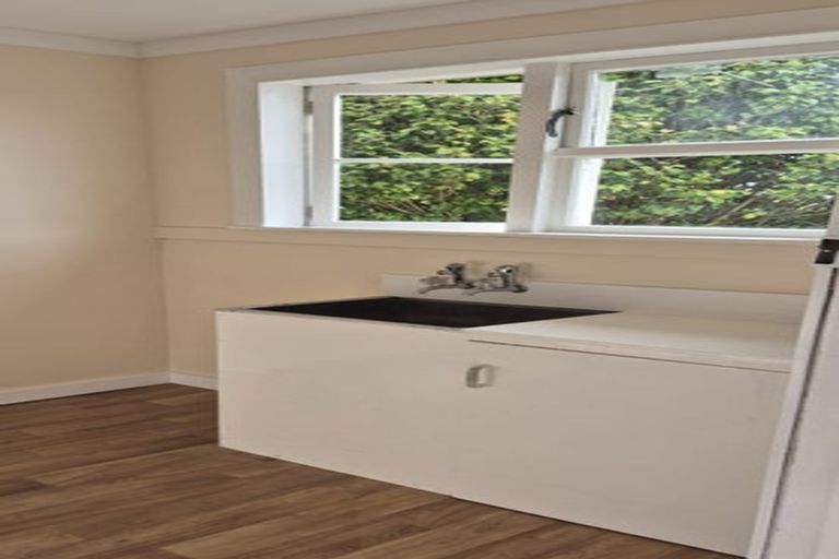 Photo of property in 66 Domett Street, Westport, 7825