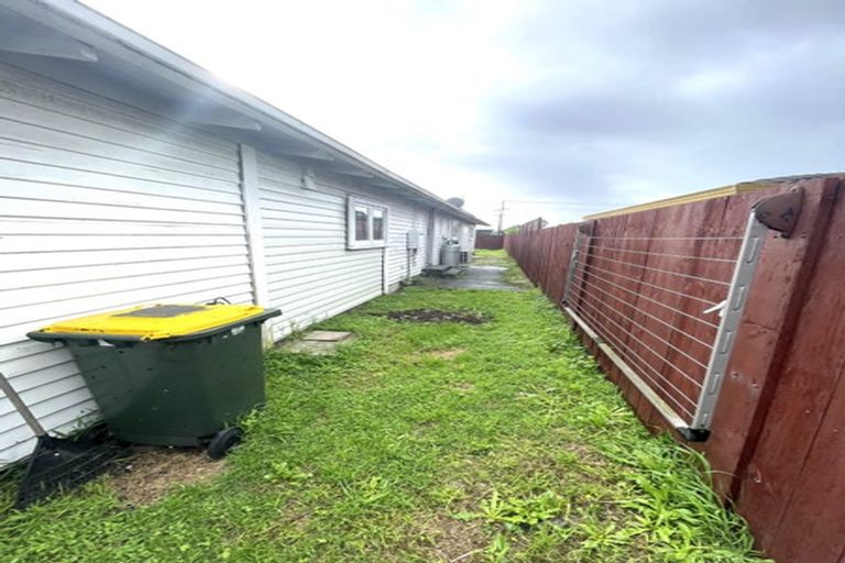 Photo of property in 1/2 Hunua Road, Papakura, 2110