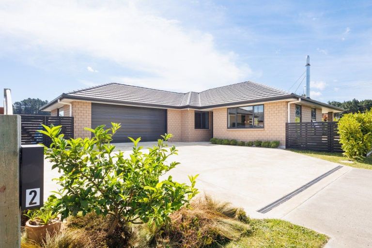 Photo of property in 2 Monarch Drive, Ashhurst, 4810