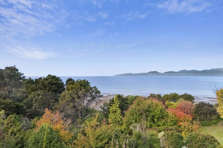 Photo of property in 15 Van Beek Place, Ruby Bay, Mapua, 7005