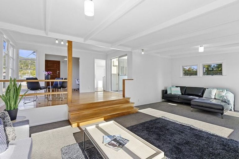 Photo of property in 18 Miro Street, Trentham, Upper Hutt, 5018