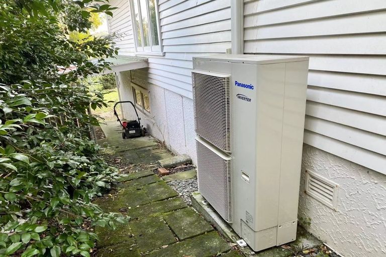 Photo of property in 29 Routley Drive, Glen Eden, Auckland, 0602