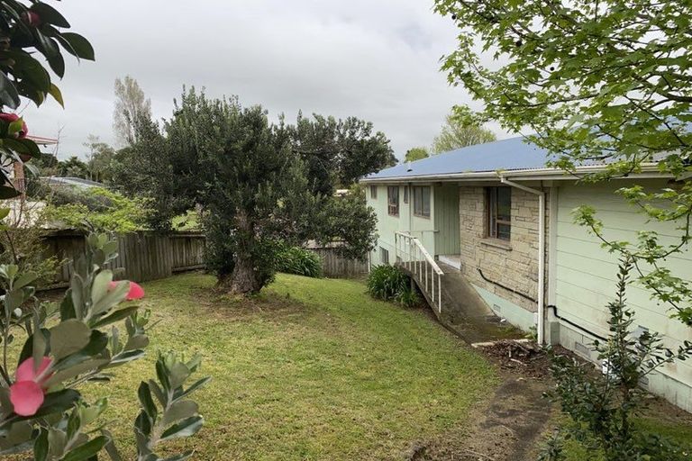 Photo of property in 41 Victoria Avenue, Waiuku, 2123