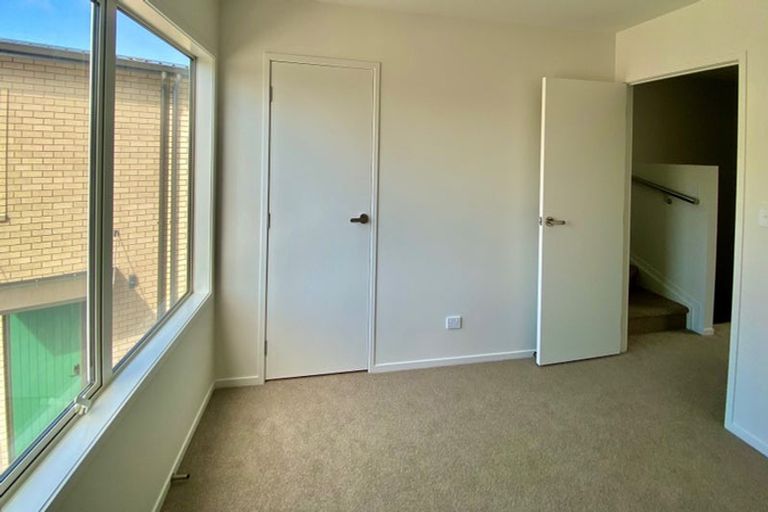 Photo of property in 18 Timata Lane, Favona, Auckland, 2024