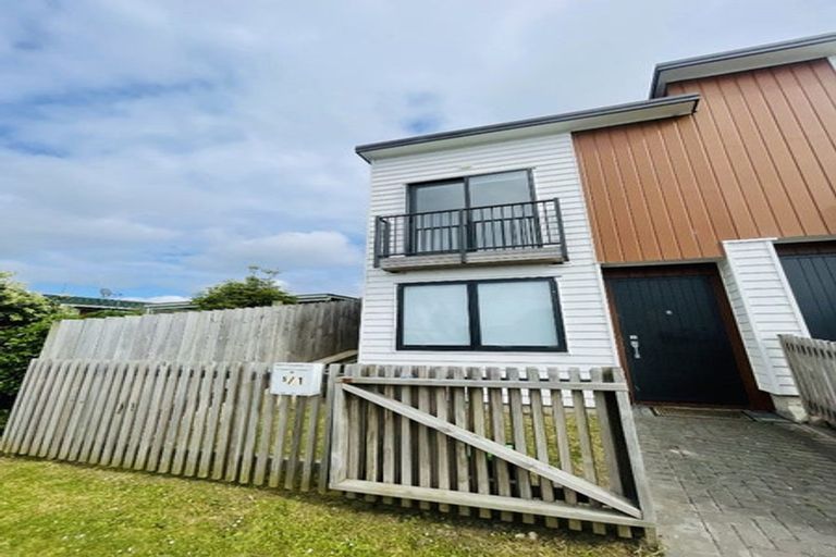 Photo of property in 5/1 Sylvan Crescent, Te Atatu South, Auckland, 0610
