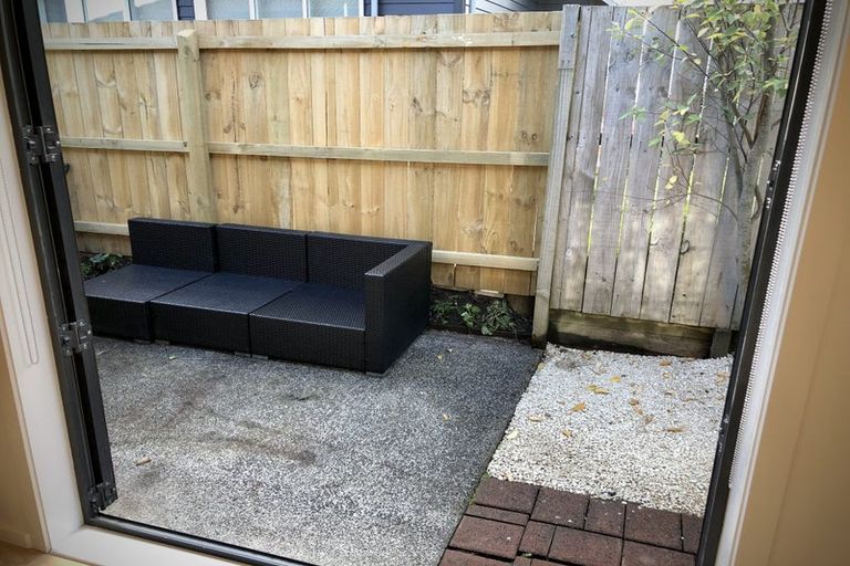 Photo of property in 2/160a Bayswater Avenue, Bayswater, Auckland, 0622