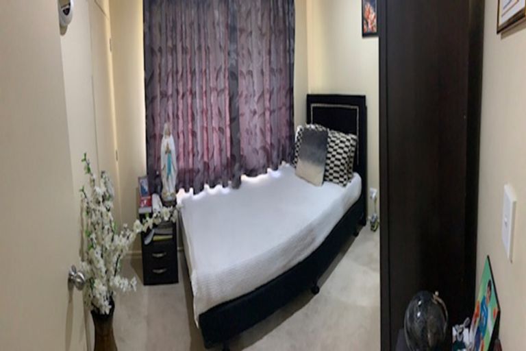 Photo of property in 16 James Road, Manurewa, Auckland, 2102