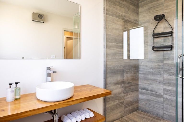 Photo of property in 4 Rodman Lane, Lake Tekapo, 7999