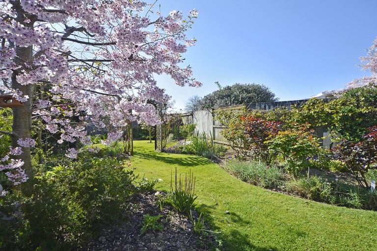 Photo of property in 5 Saint Pauls Court, Highbury, Palmerston North, 4412