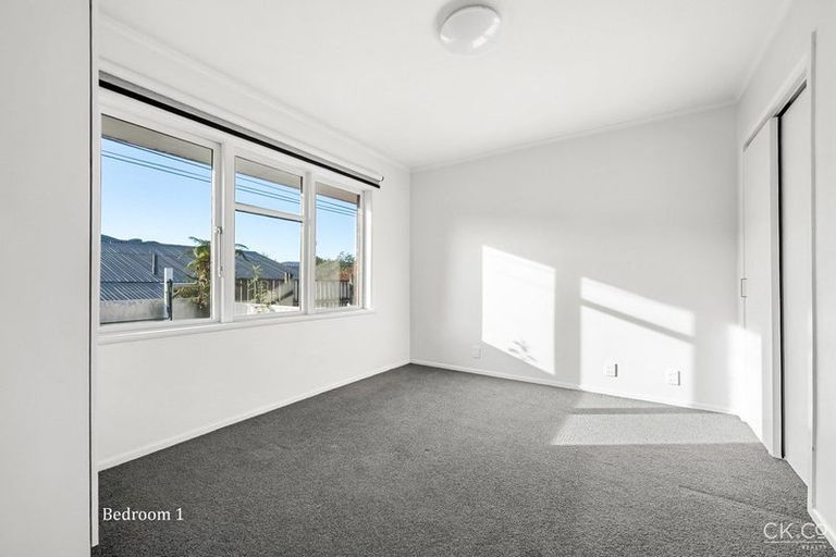 Photo of property in 40a Kashmir Avenue, Clouston Park, Upper Hutt, 5018