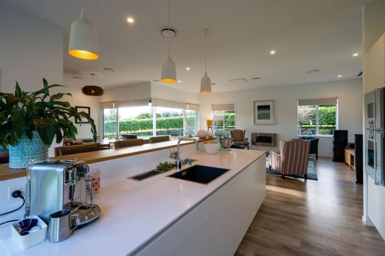 Photo of property in 24e Riddell Road, Kerikeri, 0230