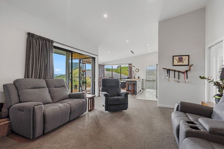 Photo of property in 41 Huntaway Close, Stoke, Nelson, 7011