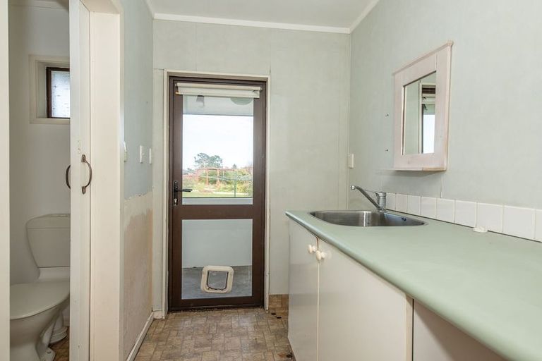 Photo of property in 8 Shelswell Street, Westport, 7825