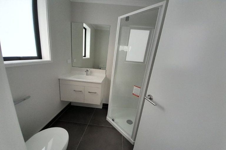 Photo of property in 32b Youngs Road, Papakura, 2110