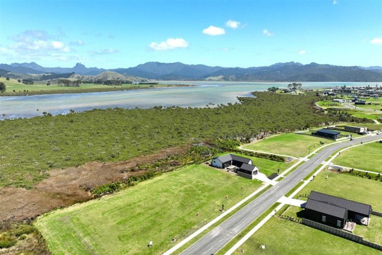 Photo of property in 172 Kopani Road, Matarangi, 3592