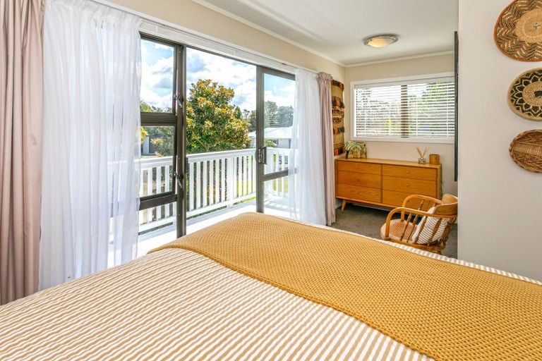 Photo of property in 225 Moana Anu Anu Avenue, Whangamata, 3620