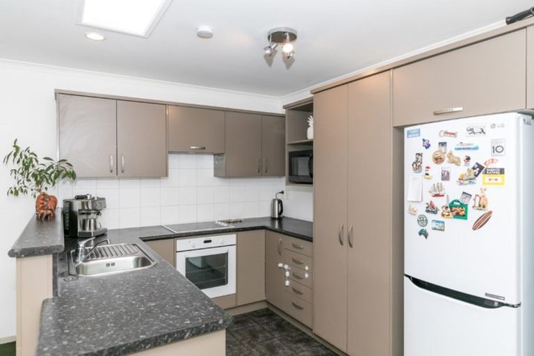 Photo of property in 201u4 Massey Street, Frankton, Hamilton, 3204