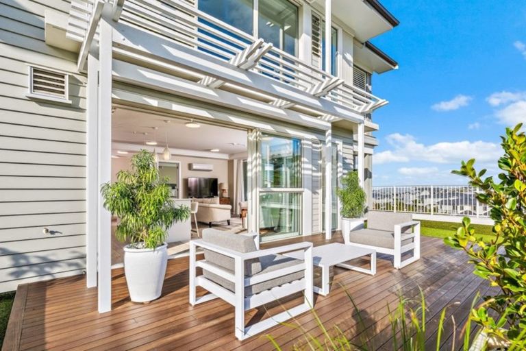 Photo of property in 164 Landmark Terrace, Orewa, 0931