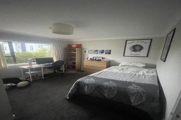 Photo of property in 32 Coronation Road, Hillcrest, Auckland, 0627