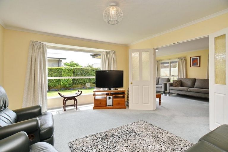 Photo of property in 74 Merrin Street, Avonhead, Christchurch, 8042
