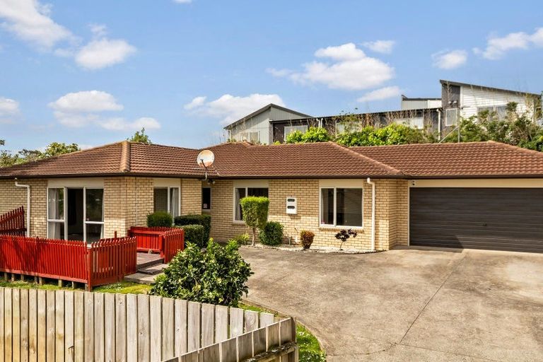 Photo of property in 14 Mili Way, Ranui, Auckland, 0612