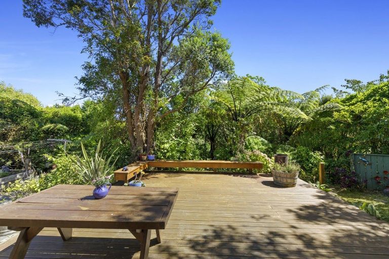 Photo of property in 10 Otira Grove, Kelson, Lower Hutt, 5010