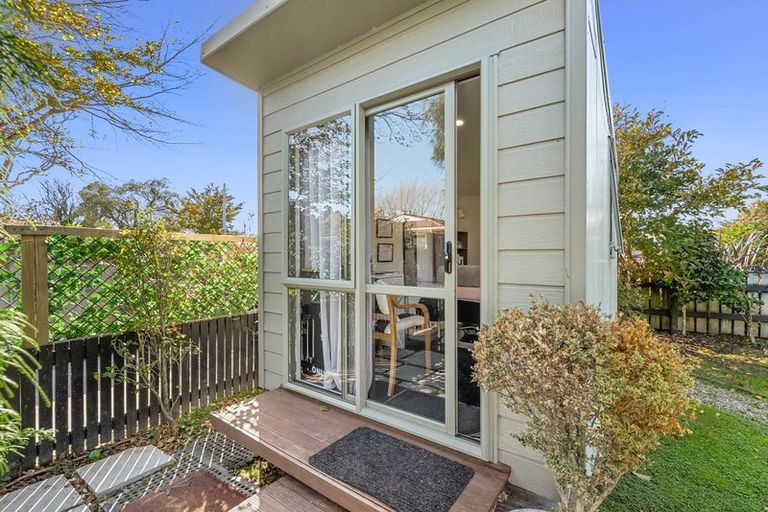 Photo of property in 210a Te Moana Road, Waikanae, 5036